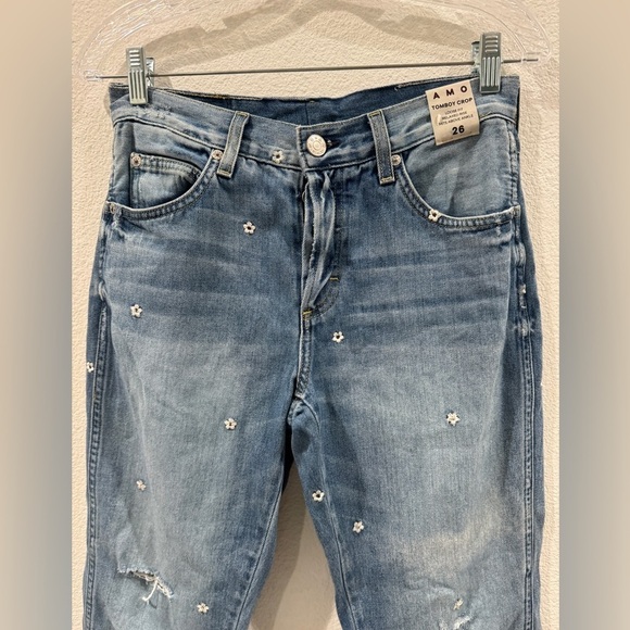 NWT AMO Tomboy Crop Loose Fit Relaxed Rise Vintage Embroidered Floral Jeans 26 - Picture 3 of 16